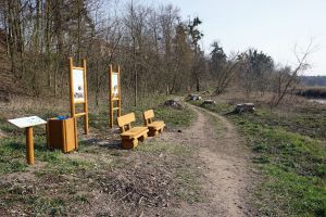 Ścieżka przyrodniczo – edukacyjna "Maków bliżej natury"